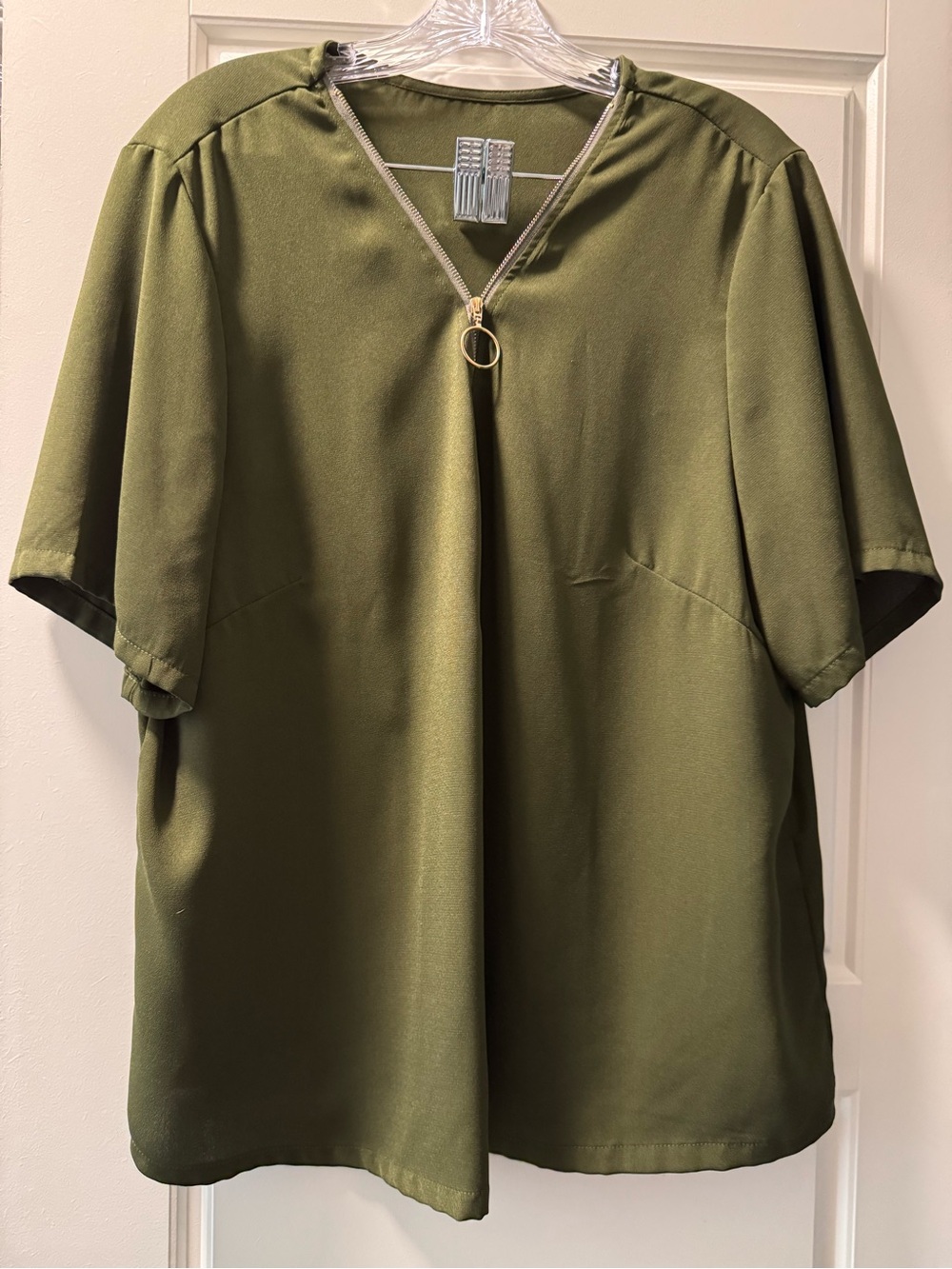 SHEIN Olive Green Short Sleeve V-Neck Blouse with Zip Ring